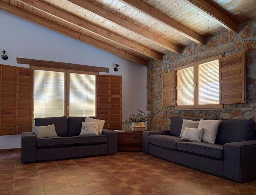 La Llobatera Casa Rural Les Coves de Vinroma Exterior photo